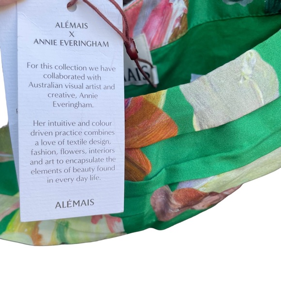 Alémais Arlo NWT Printed Off-the-Shoulder Silk Top Forrest - Picture 9 of 14